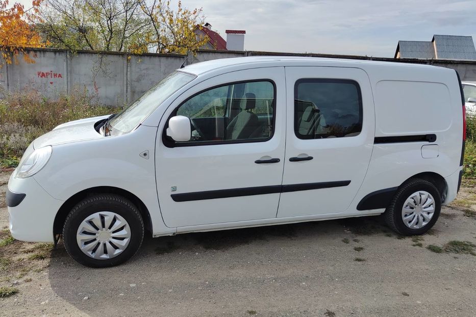 Продам Renault Kangoo пасс. Electric 2012 года в Черновцах