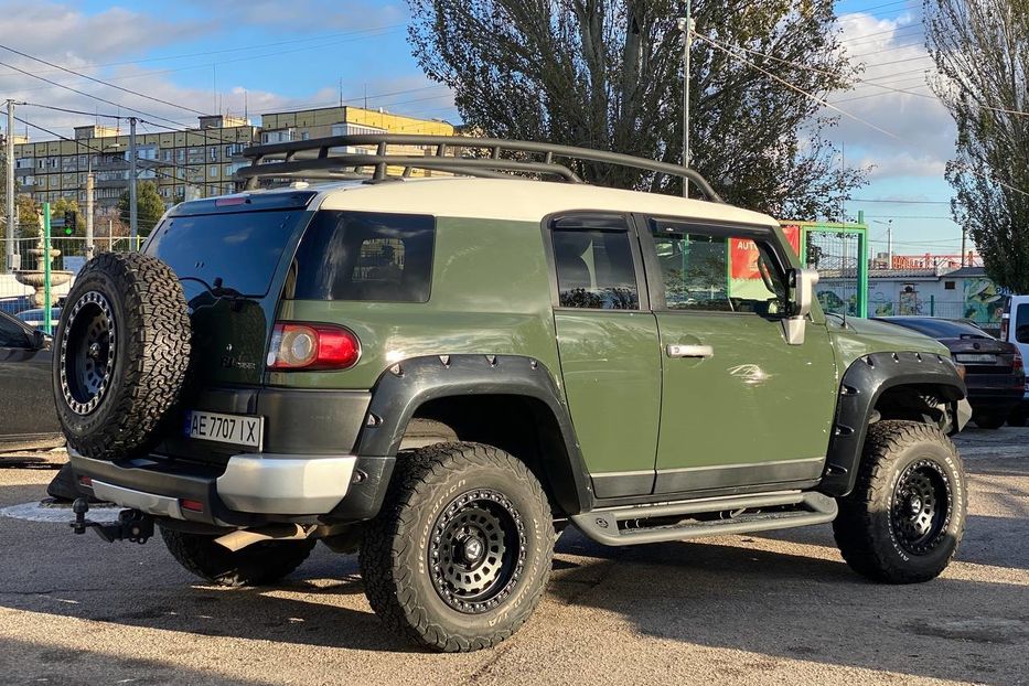 Продам Toyota FJ Cruiser 2012 года в Днепре