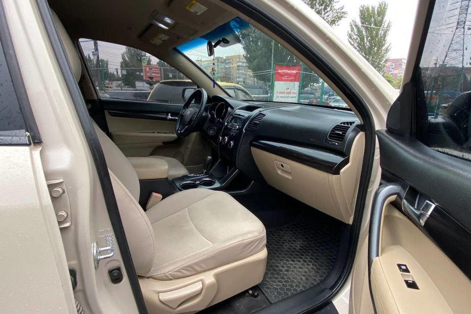 Продам Kia Sorento 4x4 2010 года в Днепре