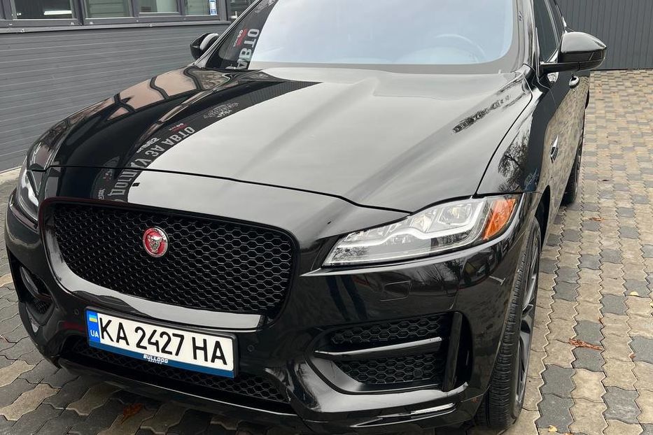 Продам Jaguar F-Pace R - Sport 2018 года в Черновцах