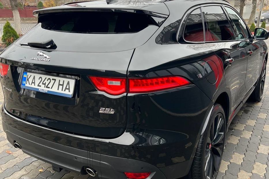 Продам Jaguar F-Pace R - Sport 2018 года в Черновцах