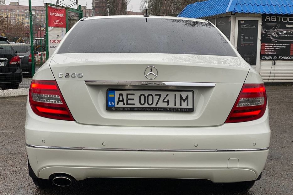 Продам Mercedes-Benz C-Class Official 2011 года в Днепре