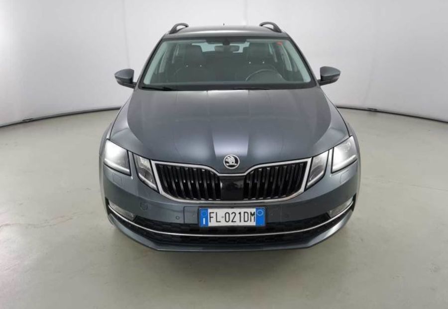 Продам Skoda Octavia A7 2017 года в Львове