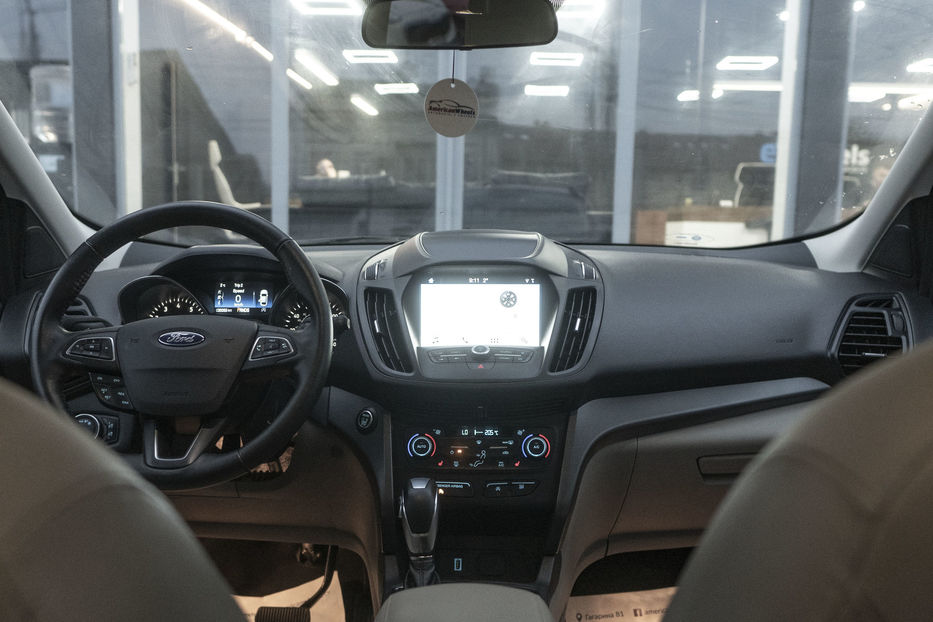 Продам Ford Escape SEL 2019 года в Черновцах