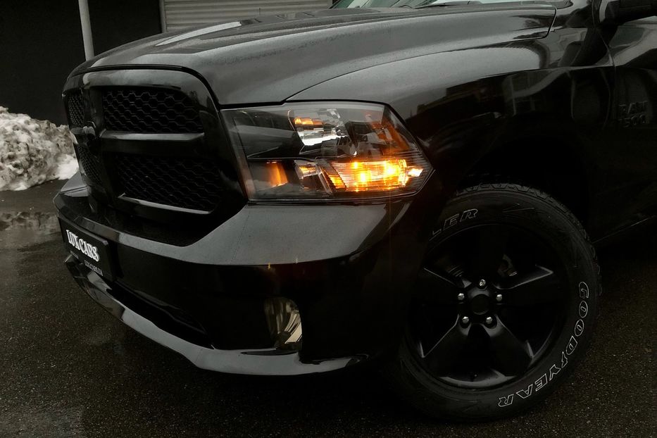 Продам Dodge RAM 1500 2017 года в Киеве