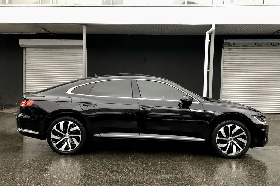 Продам Volkswagen Arteon TSI R-line 2018 года в Киеве