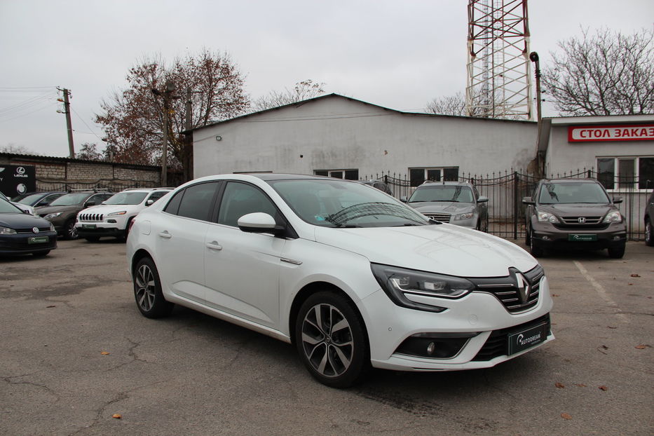 Продам Renault Megane Official,Full 2017 года в Одессе