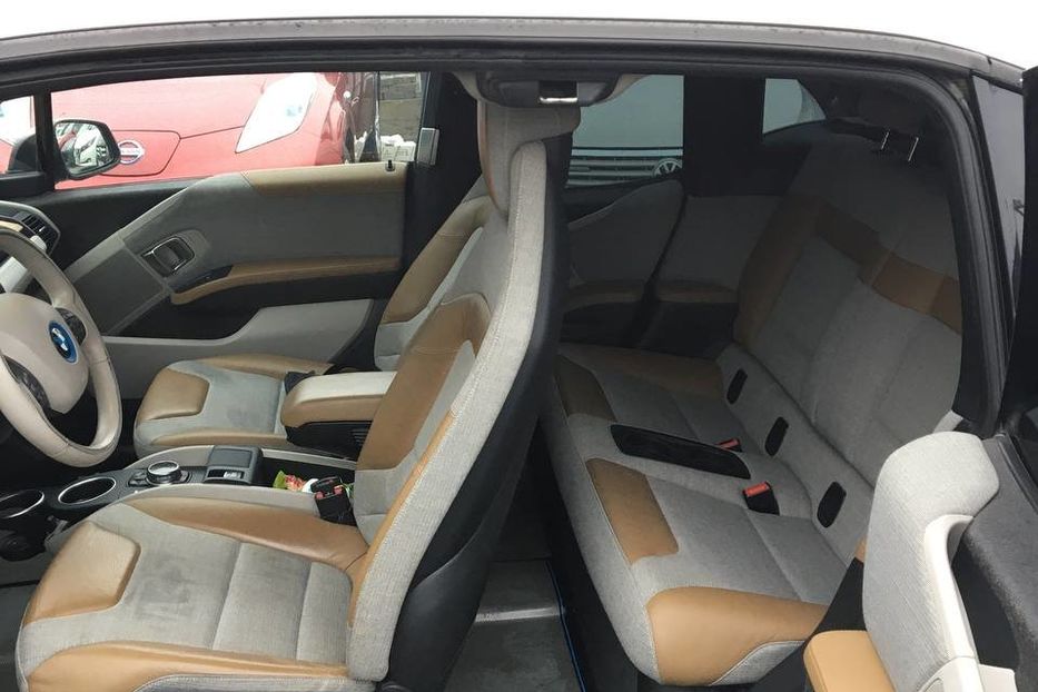 Продам BMW I3 2014 года в Черновцах