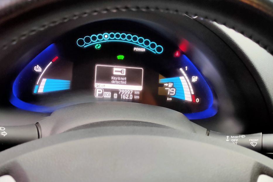 Продам Nissan Leaf SV 2015 года в Черновцах
