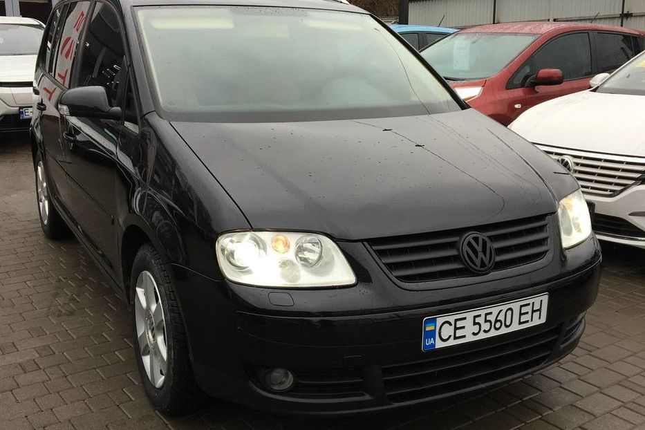 Продам Volkswagen Touran 2004 года в Черновцах