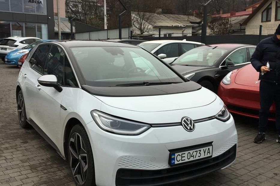 Продам Volkswagen ID.3 1 ST PRO 2020 года в Черновцах