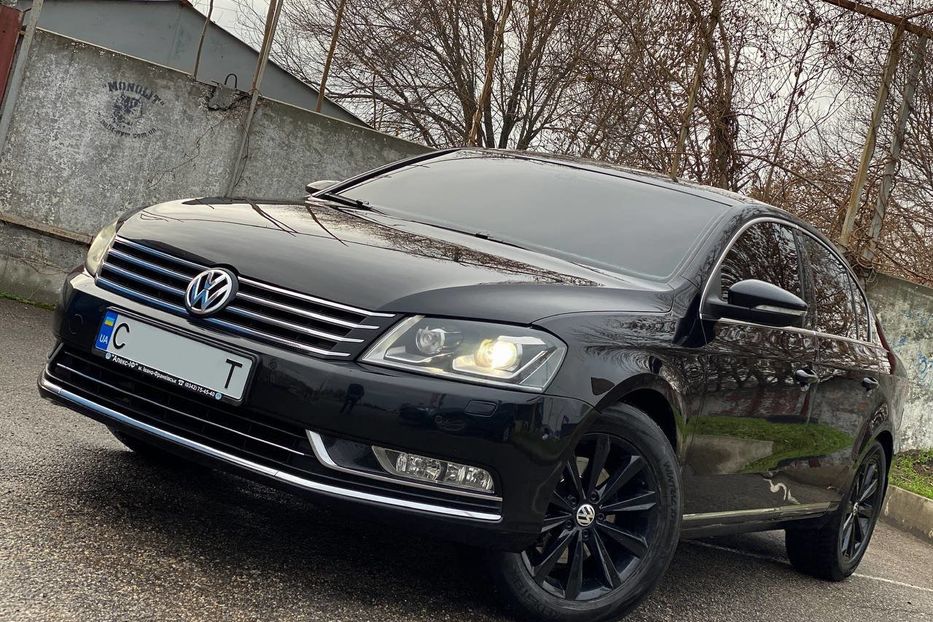 Продам Volkswagen Passat B7 Official 2011 года в Днепре