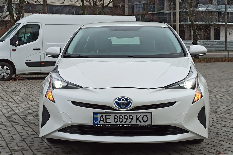 Продам Toyota Prius 2016 года в Днепре