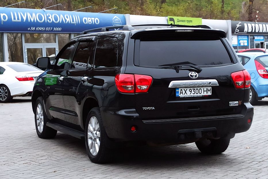 Продам Toyota Sequoia Platinum 2009 года в Днепре