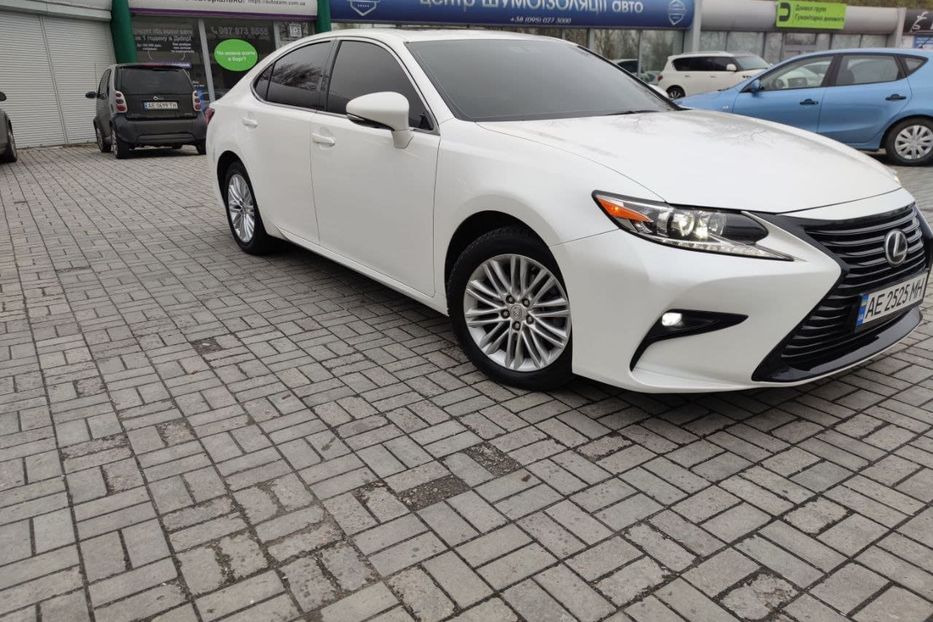 Продам Lexus ES 350 2015 года в Днепре