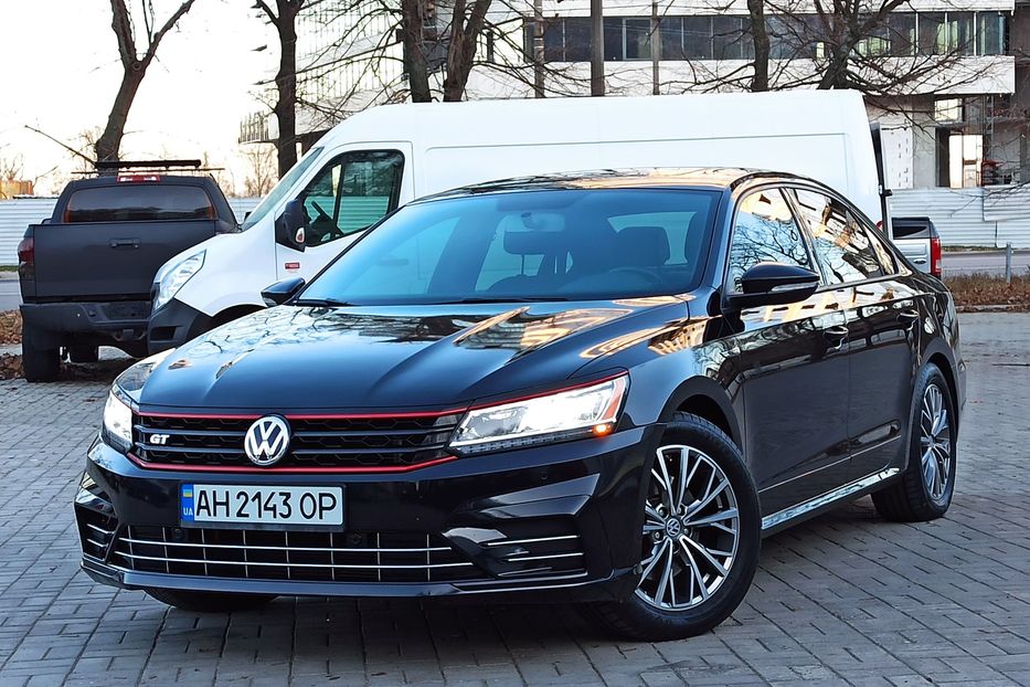 Продам Volkswagen Passat B8 GT 2018 года в Днепре