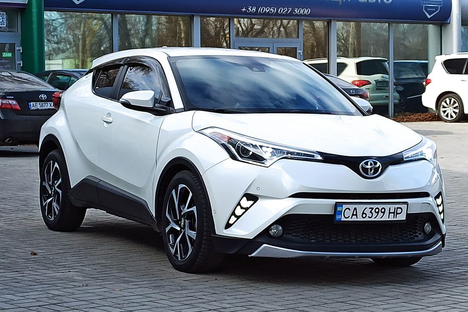 Продам Toyota C-HR XLE 2017 года в Днепре