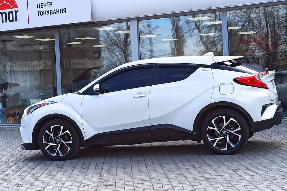 Продам Toyota C-HR XLE 2017 года в Днепре