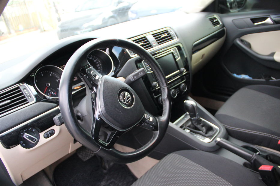 Продам Volkswagen Jetta TDI Official 2016 года в Одессе