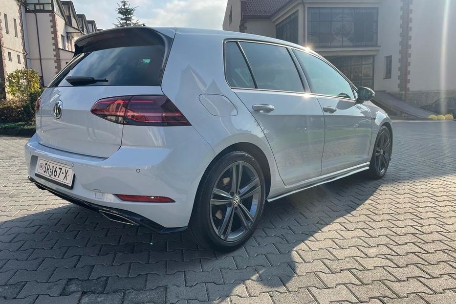 Продам Volkswagen Golf VII R-Line 2018 года в Черновцах