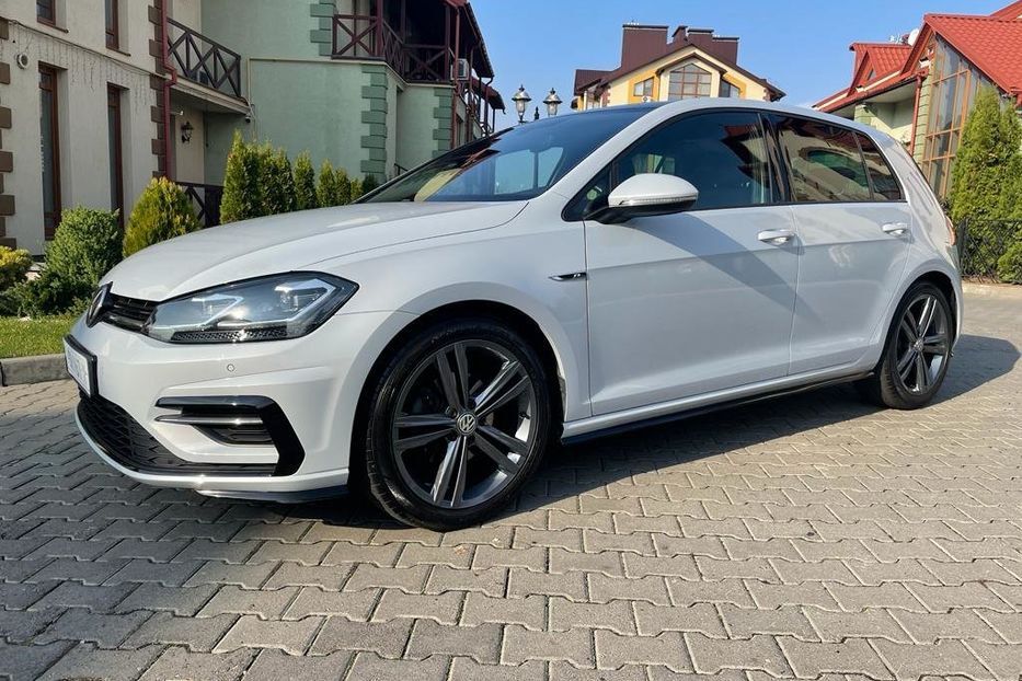 Продам Volkswagen Golf VII R-Line 2018 года в Черновцах