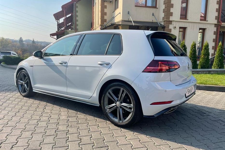 Продам Volkswagen Golf VII R-Line 2018 года в Черновцах