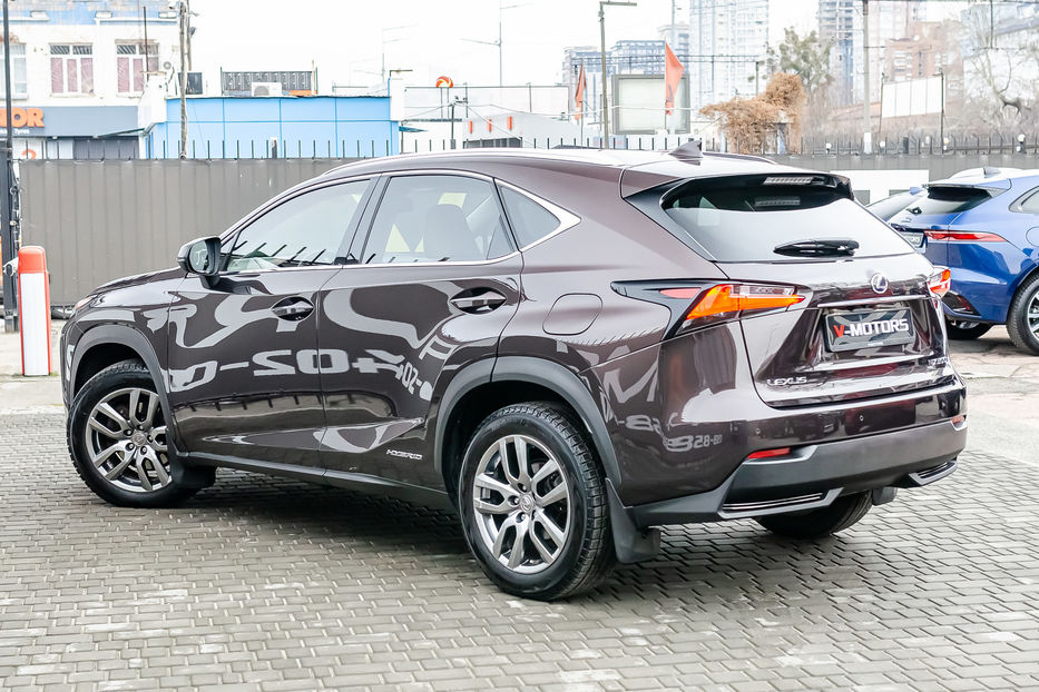 Продам Lexus NX 300 Hybrid 2014 года в Киеве