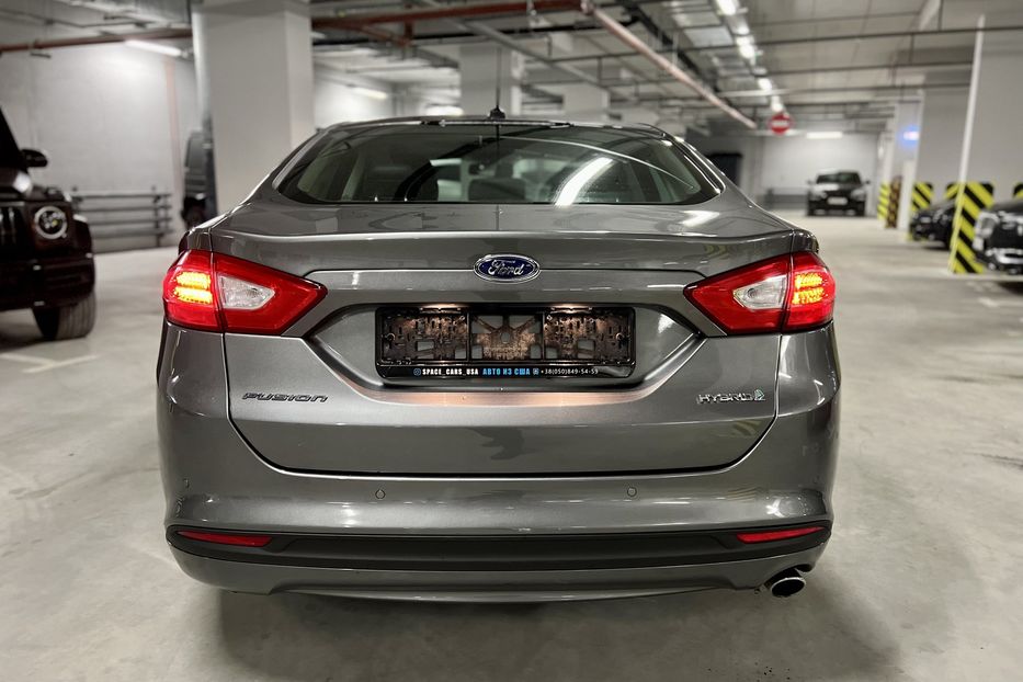 Продам Ford Fusion HYBRID  2013 года в Киеве