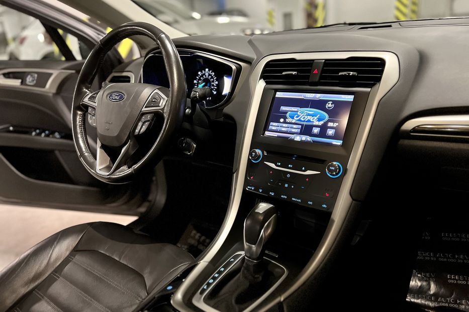 Продам Ford Fusion HYBRID  2013 года в Киеве