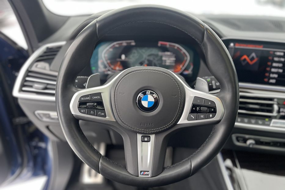 Продам BMW X5 M 30d 2019 года в Киеве