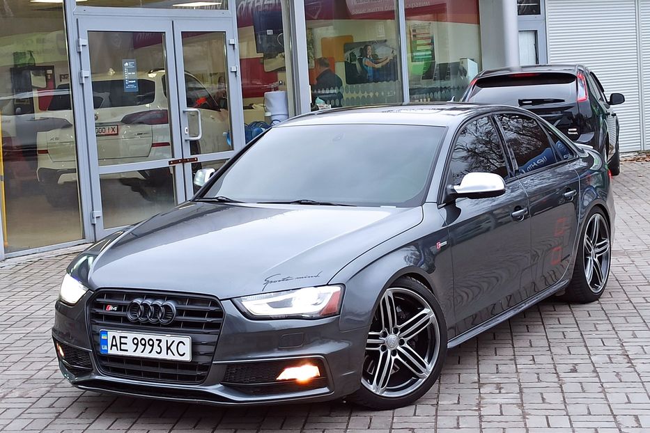 Продам Audi S4 2015 года в Днепре