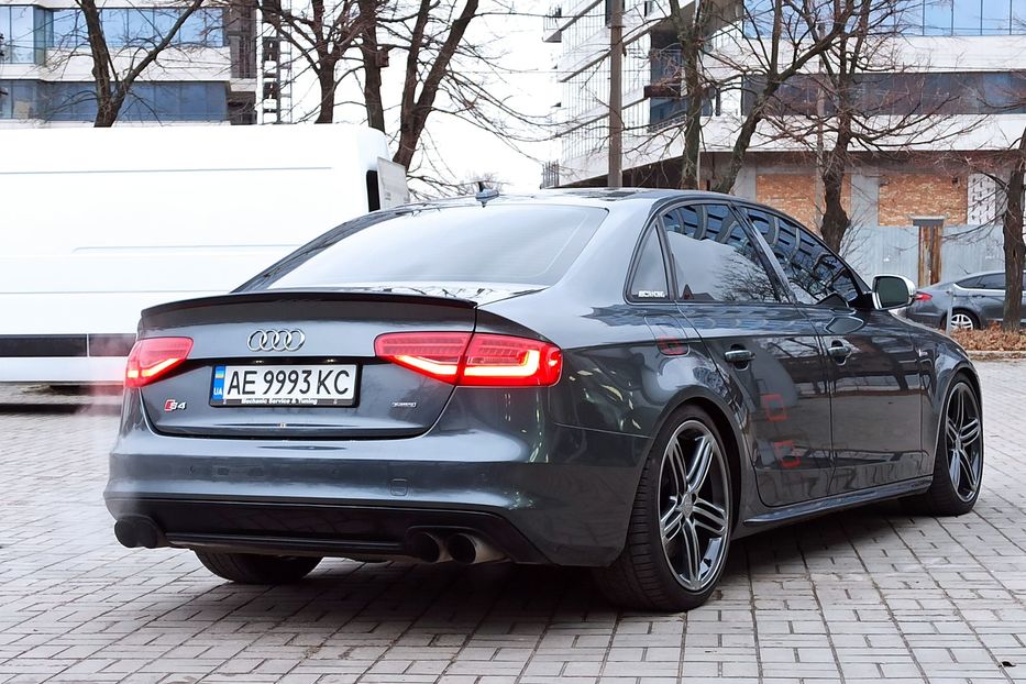 Продам Audi S4 2015 года в Днепре