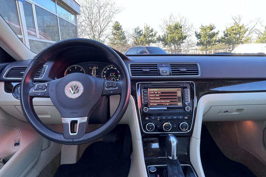 Продам Volkswagen Passat B7 TDI SEL FUll 2015 года в Одессе