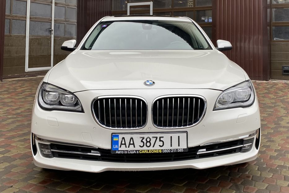 Продам BMW 740 Long 2013 года в Черновцах