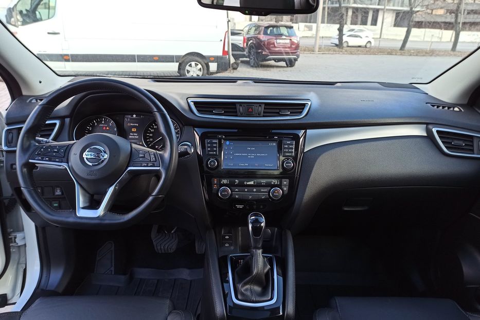 Продам Nissan Qashqai 2017 года в Днепре