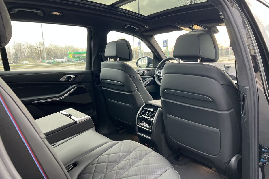 Продам BMW X7 M 2023 года в Киеве