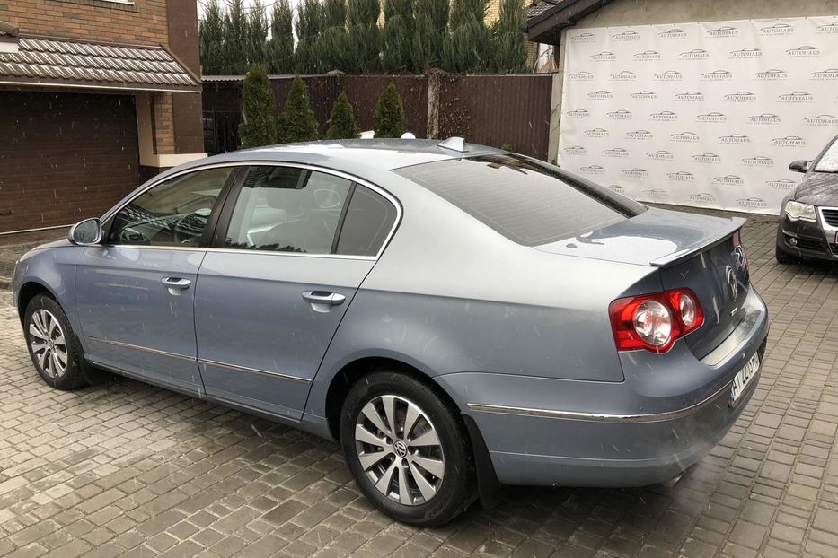 Продам Volkswagen Passat B6 HighLine 2010 года в Киеве