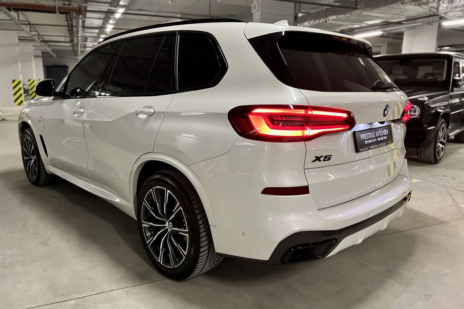 Продам BMW X5 M-PACK SHADOW LINE LASER 2022 года в Киеве