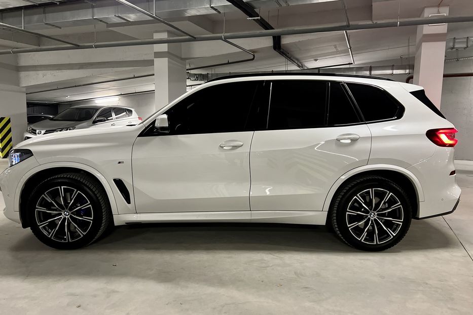 Продам BMW X5 M-PACK SHADOW LINE LASER 2022 года в Киеве