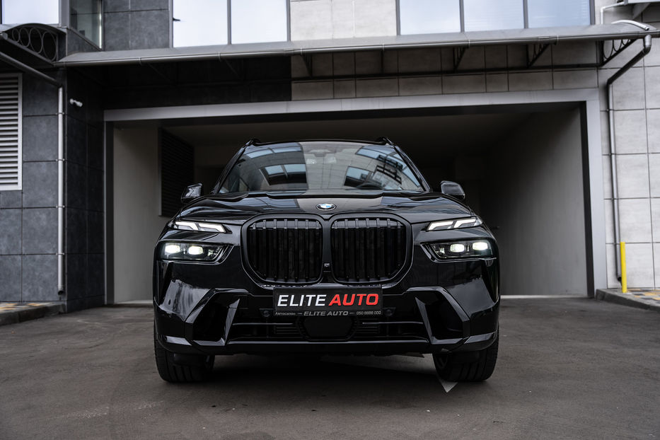 Продам BMW X7 М 2023 года в Киеве