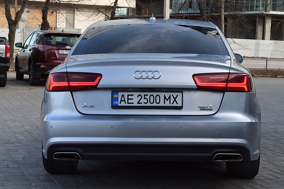 Продам Audi A6 Premium Plus 2017 года в Днепре