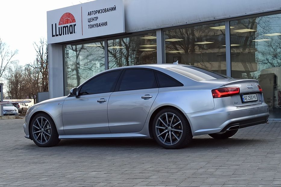 Продам Audi A6 Premium Plus 2017 года в Днепре