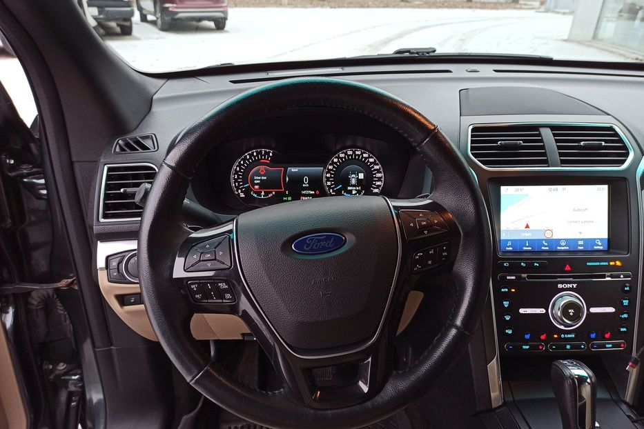 Продам Ford Explorer Limited AWD 2015 года в Днепре