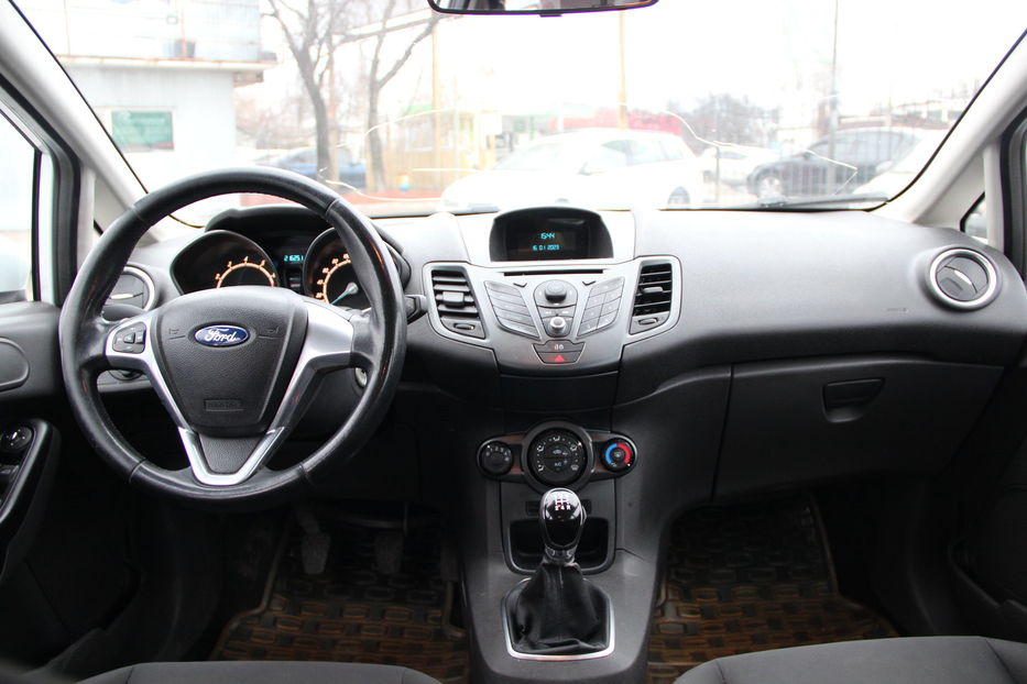 Продам Ford Fiesta Official 2013 года в Одессе