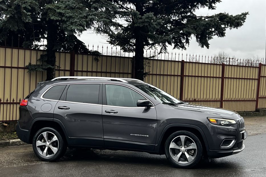 Продам Jeep Cherokee Limited  2019 года в Одессе