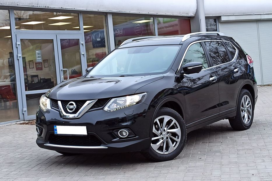 Продам Nissan X-Trail 2017 года в Днепре