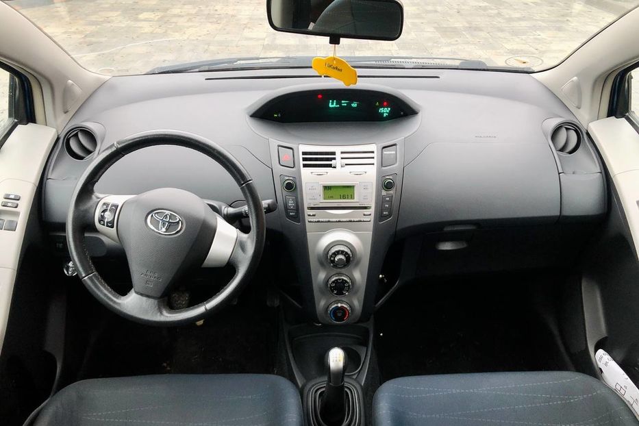 Продам Toyota Yaris 2008 года в Луцке