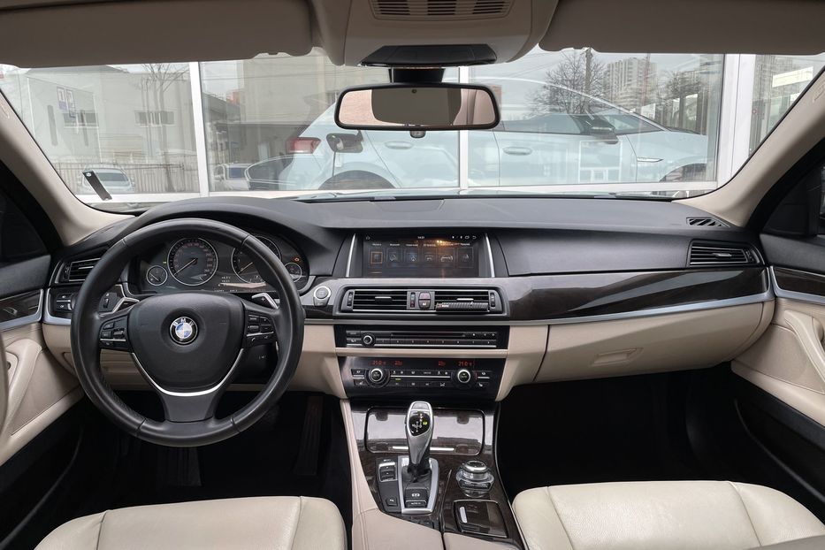 Продам BMW 520 Imperial Blue 2012 года в Одессе