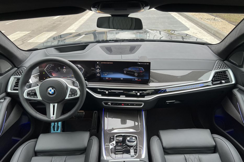 Продам BMW X7 M60i 2022 года в Киеве