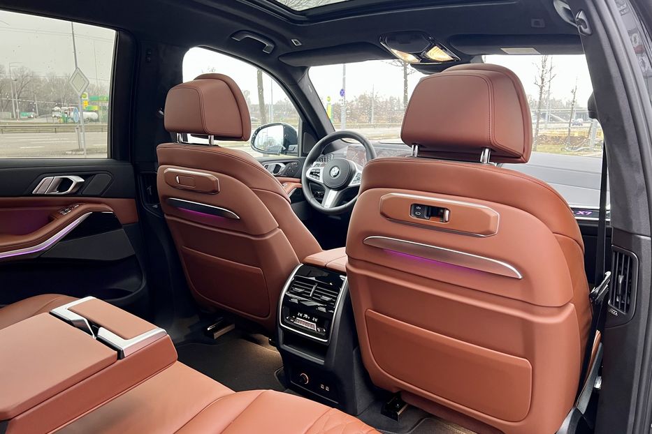 Продам BMW X7 M 2023 года в Киеве